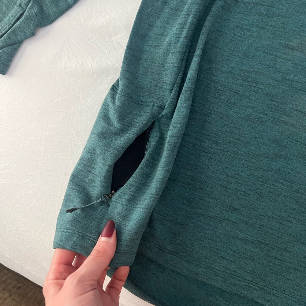 Lululemon Quarterzip - Picture 2 of 5